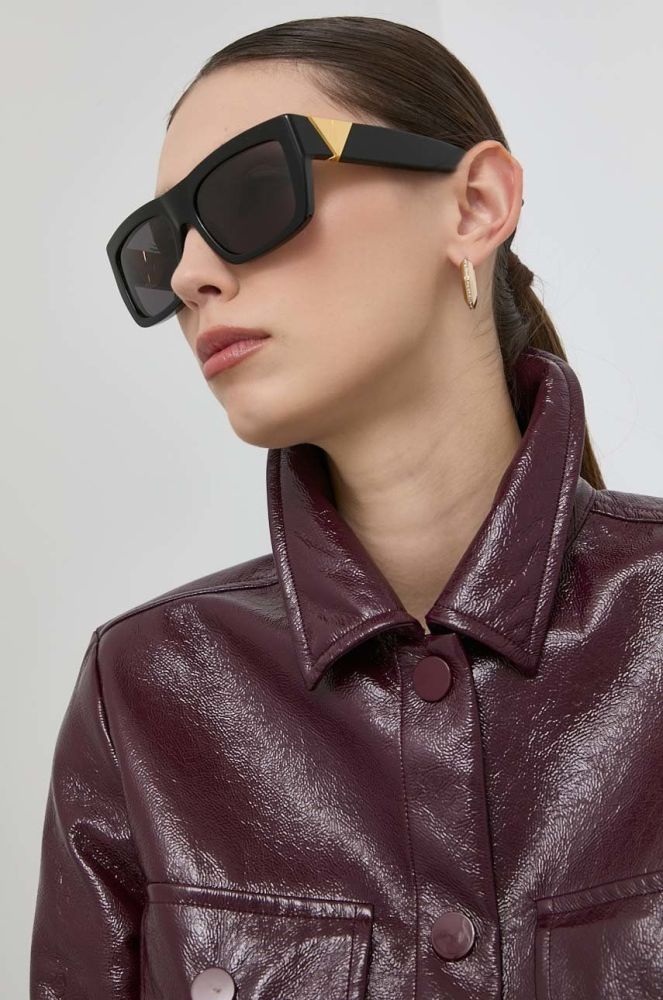 Сонцезахисні окуляри Bottega Veneta BV1178S жіночі колір чорний
