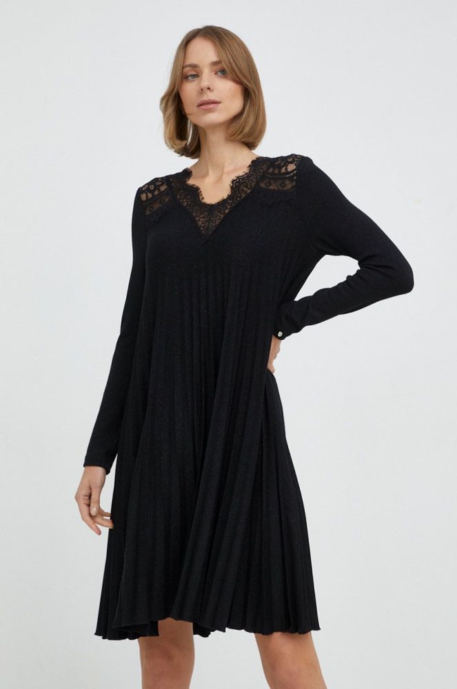 Сукня Nissa колір чорний mini oversize